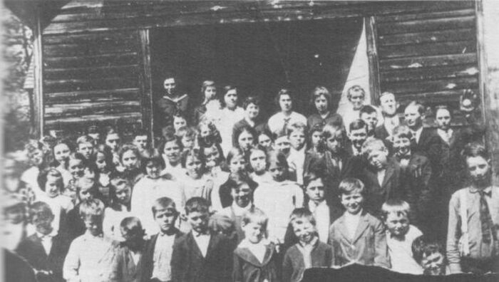 Class of 1915 - Shady Grove School