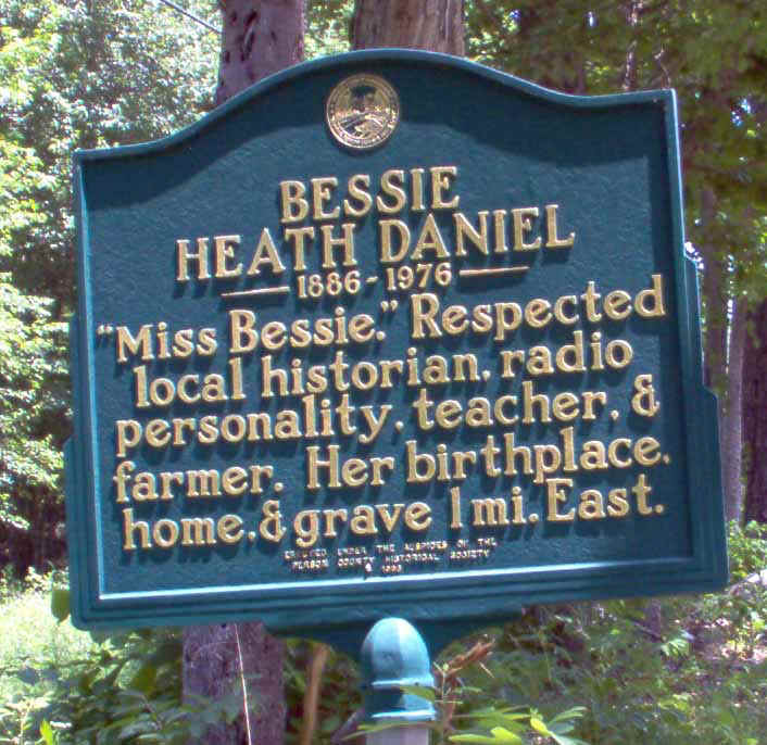 photo-bessie-daniel-sign-2.jpg (100622 bytes)