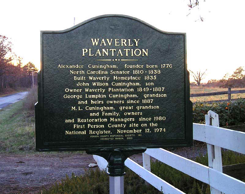 photo-waverly-plantation-sign.jpg (125535 bytes)