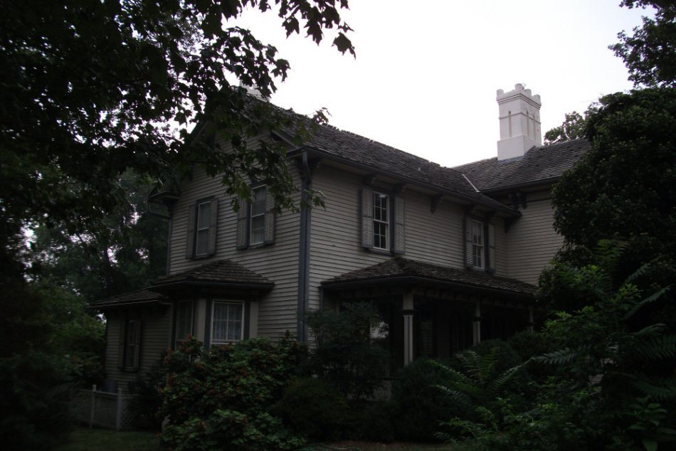 Holt House and Museum