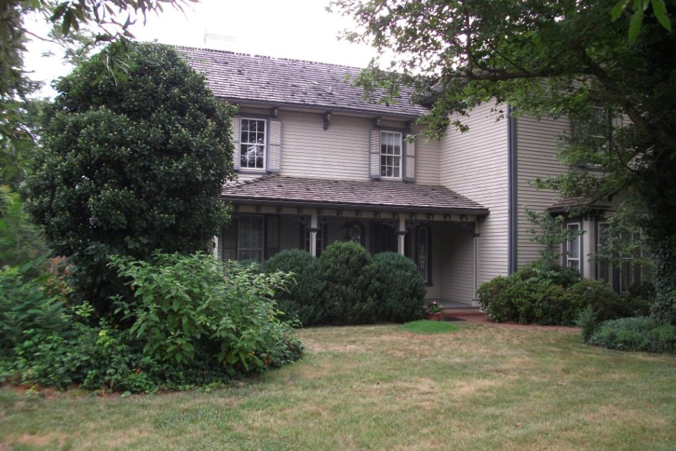 Holt House and Museum
