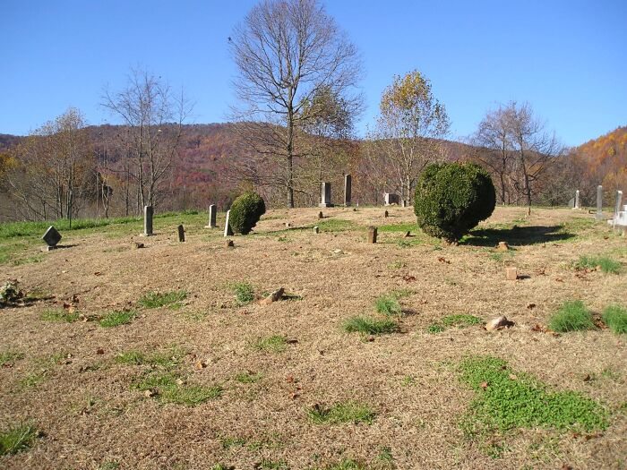 Land Cemetery