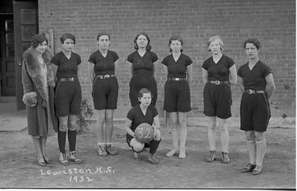 Lewiston Girl's Basketball Team
